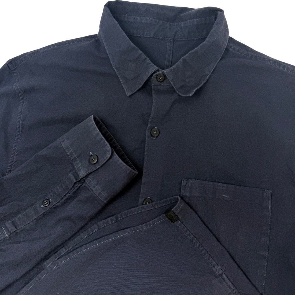 Lululemon Commission Mens Small Long Sleeve Button Down Shirt Navy Blue